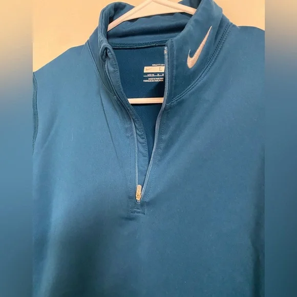 Nike fit dry women’s half zip, size Large - Picture 3 of 3